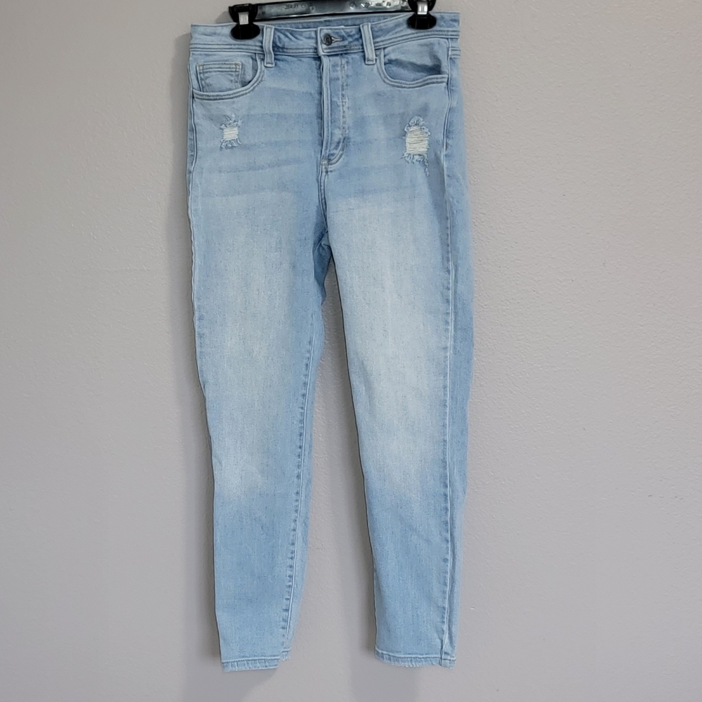 Cello High Rise Distressed Button Fly  Skinny Jeans/ 11/30.